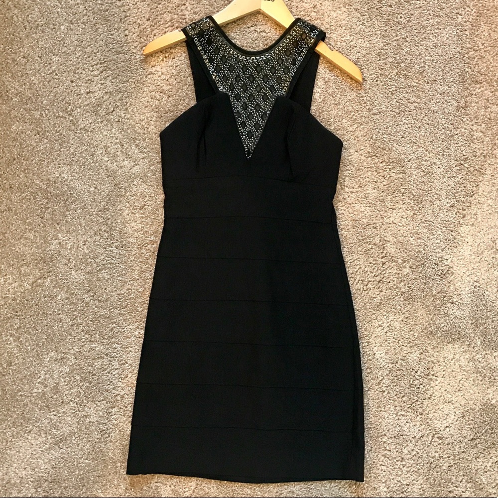 Perfect Little Black Dress for Date Night! ❤️